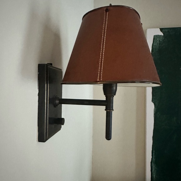 Two Wall Sconces - Picture 7 of 8